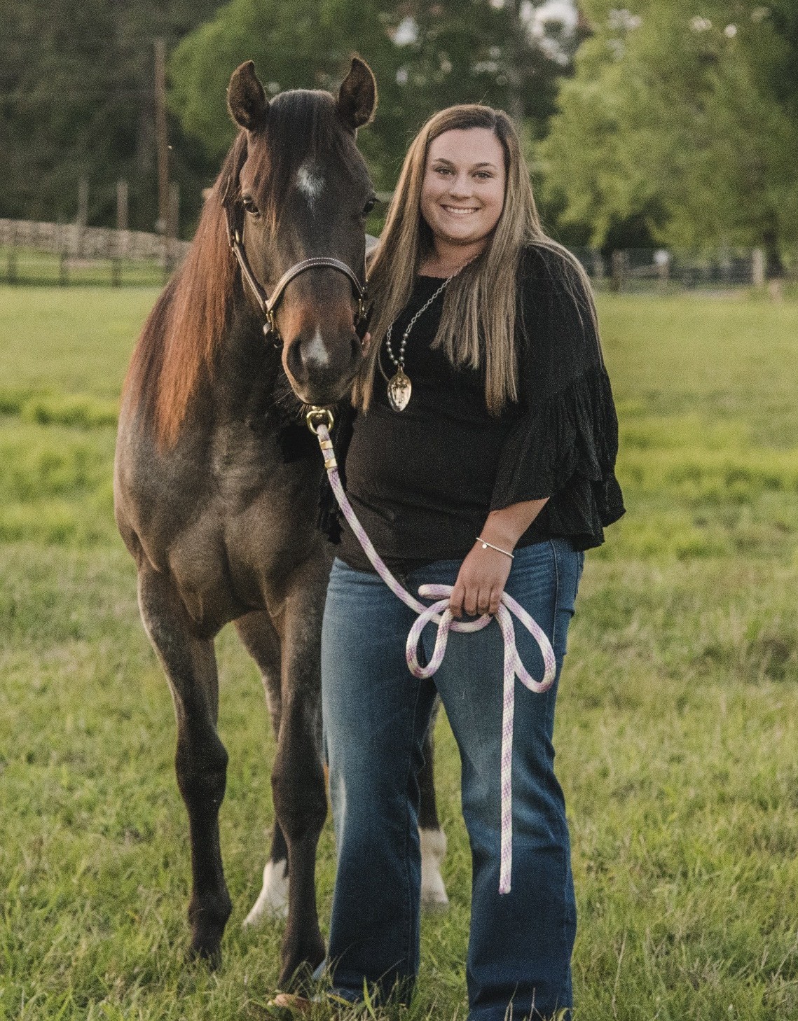 Karis Welch Website picture