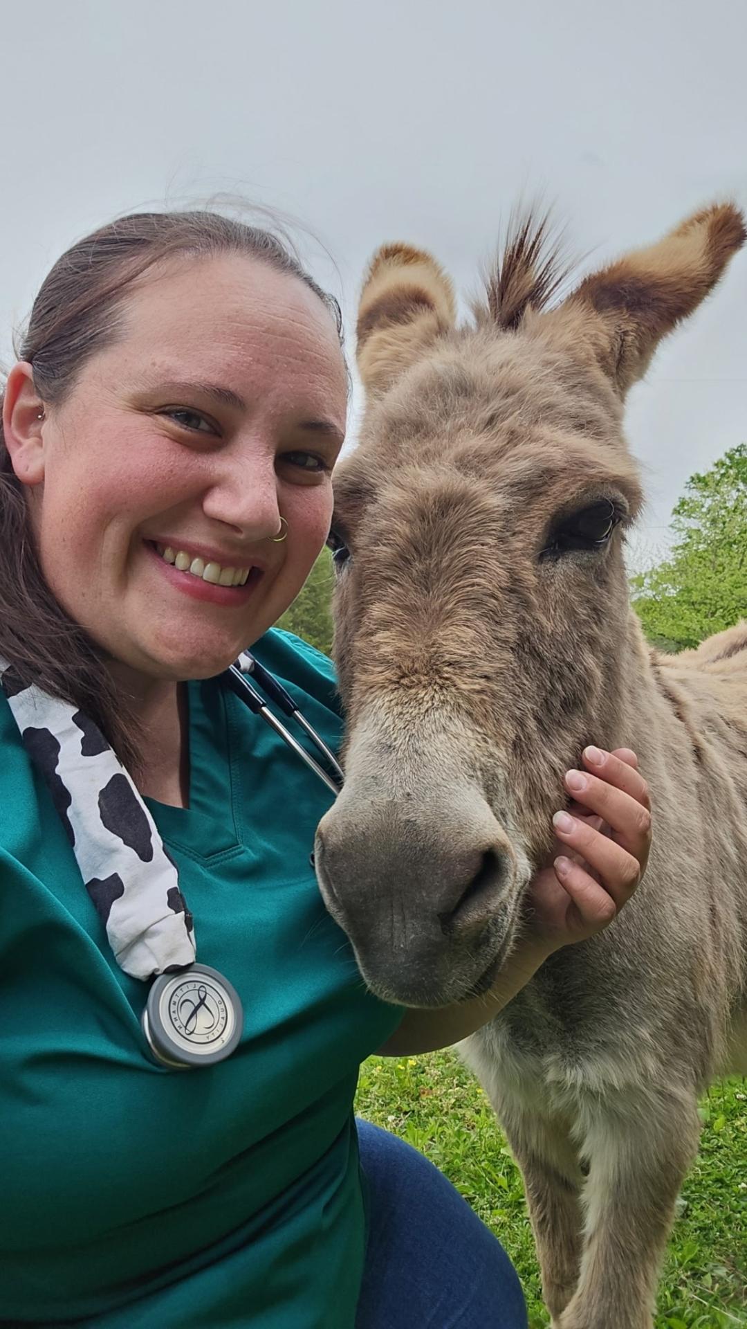 Lindsey Ebaugh - Extern at Conley & Koontz Equine